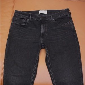 Everlane || Black Midrise Skinny Jean